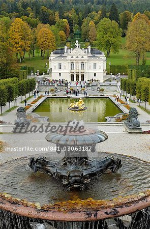 Schloss Linderhof, between Fussen and Garmisch-Partenkirchen, Bavaria (Bayern), Germany, Europe