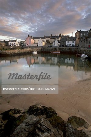 Old harbour dating from the 17th century, of Portsoy at sunset, near Banff, Aberdeenshire, Scotland, United Kingdom, Europe