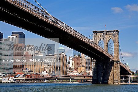 Brooklyn Bridge and Lower Manhattan Skyline viewed from Empire Fulton Ferry State Park, Dumbo District, Brooklyn, New York City, New York, United States of America, North America