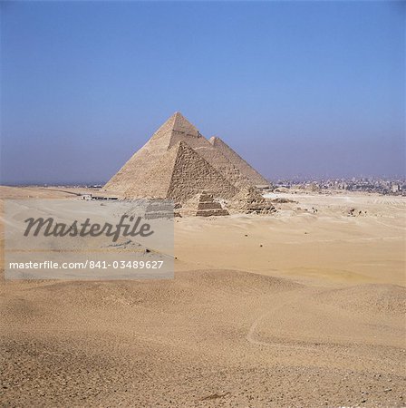 Pyramids at Giza, UNESCO World Heritage Site, near Cairo, Egypt, North Africa, Africa