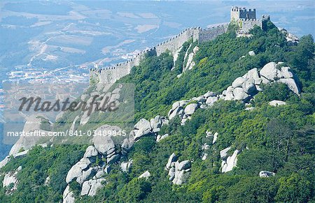 View of Castelo ds Mouros (Moorish Castle), captured by the Christians in 1147, Sintra, Portugal, Europe