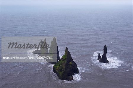 Famous Reynisdrangar sea stacks near Vik, south coast of Iceland (Sudurland), Iceland, Polar Regions