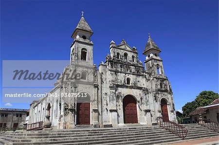 Iglesia de Guadalupe (Guadalupe Church), originally a fortress, Granada, Nicaragua, Central America