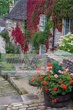 Cottage on Chipping Steps, Tetbury Town, Gloucestershire, Cotswolds, England, United Kingdom, Europe
