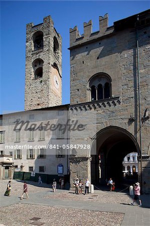 Palazzo Della Ragione and Big Bell Civic Tower, Piazza Vecchia, Bergamo, Lombardy, Italy, Europe