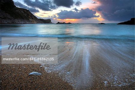 Sunrise in Man O War Cove, St. Oswalds Bay, Jurassic Coast, UNESCO World Heritage Site, Dorset, England, United Kingdom, Europe
