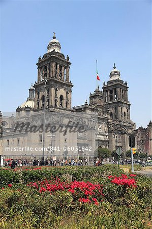 Metropolitan Cathedral, the largest church in Latin America, Zocalo, Plaza de la Constitucion, Mexico City, Mexico, North America