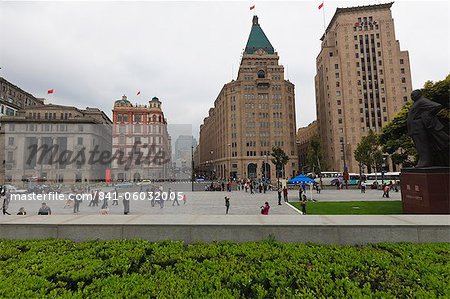 Twentieth century European architecture on the Bund, the Peace Hotel and Old Bank of China buildings on the right, Shanghai, China, Asia