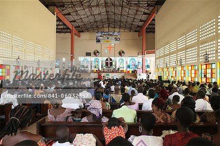Catholic Mass in an African church, Lome, Togo, West Africa, Africa