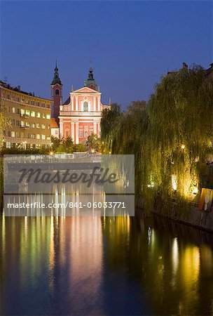 The Church of the Annunciation on the Ljubljanica River at dusk, Ljubljana, Slovenia, Europe