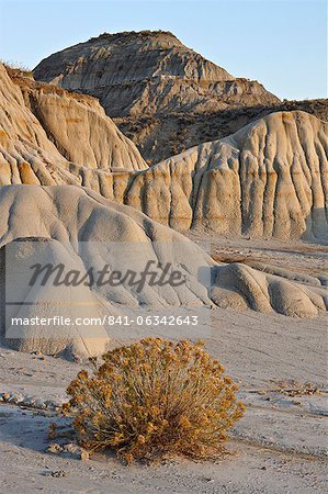 Badlands, Theodore Roosevelt National Park, North Dakota, United States of America, North America