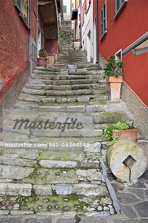 Medieval cobbled back streets of Varenna, Lake Como, Lombardy, Italy, Europe