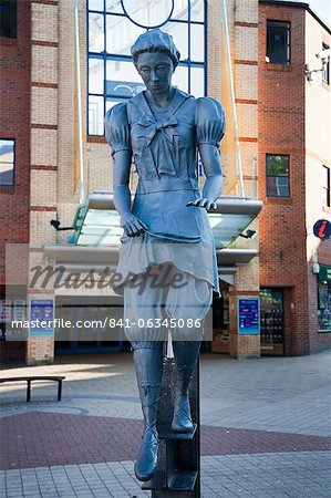 Bathing Belle statue on Westborough, Scarborough, North Yorkshire, Yorkshire, England, United Kingdom, Europe