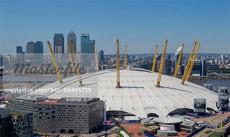 The O2 Arena in Greenwich with Canary Wharf behind, Docklands, London, England, United Kingdom, Europe