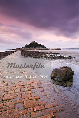 St. Michaels Mount and the Causeway at dawn, Marazion, Cornwall, England, United Kingdom, Europe