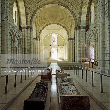 Nave of Abbey Church with effigies of Plantagenet monarchs, Fontevraud Abbey (Fontevraud-l'Abbaye), Loire Valley, Anjou, France, Europe