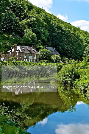 River Rance banks, Dinan, Brittany, France, Europe