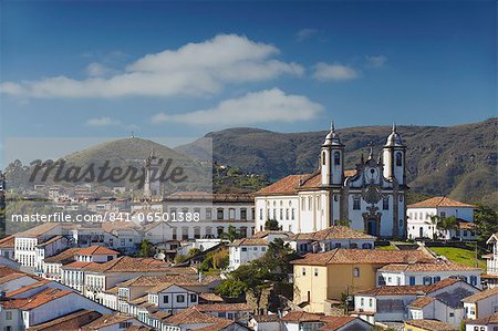 View of Nossa Senhora do Carmo (Our Lady of Mount Carmel) Church and Museu da Inconfidencia, Ouro Preto, UNESCO World Heritage Site, Minas Gerais, Brazil, South America