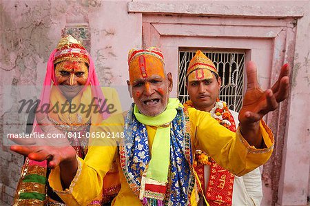 rajasthani dress - TOURIST PLACES IN RAJASTHAN