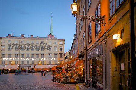 Stortorget Square cafes at dusk, Gamla Stan, Stockholm, Sweden, Scandinavia, Europe