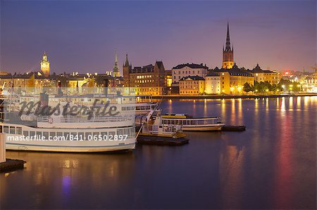 City skyline from City Hall at dusk, Kungsholmen, Stockholm, Sweden, Scandinavia, Europe