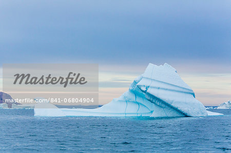 Grounded icebergs, Sydkap, Scoresbysund, Northeast Greenland, Polar Regions