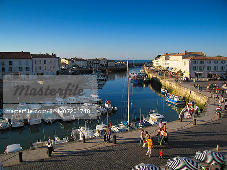 St Martin de R̩ Harbour, Ile de R̩, France