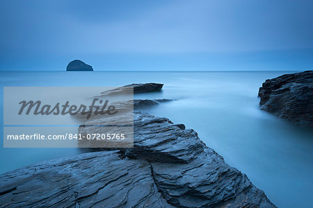 Atmospheric Trebarwith Strand on a moody evening, North Cornwall, England, United Kingdom, Europe Atmospheric Trebarwith Strand on a moody evening, North Cornwall, England, United Kingdom, Europe
