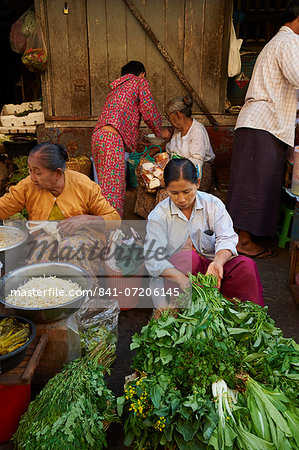 Vegetable market, Bogyoke Aung San market, Yangon (Rangoon), Myanmar (Burma), Asia