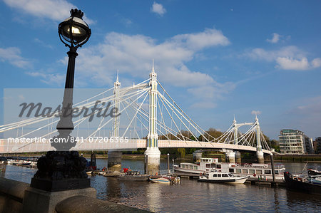 Albert Bridge on the River Thames, Chelsea, London, England, United Kingdom, Europe
