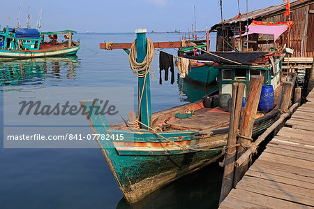 Fishing village in Sihanoukville Port, Sihanouk Province, Cambodia, Indochina, Southeast Asia, Asia