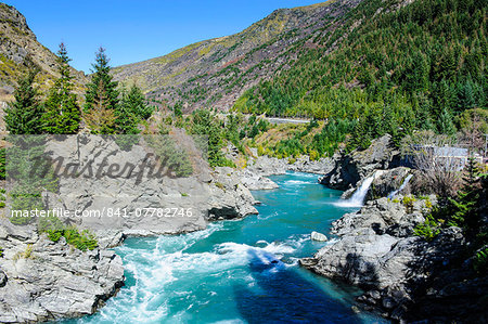 Turquoise water of the Kawarau River in the Kawarau Gorge, Otago, South Island, New Zealand, Pacific