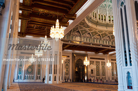 Sultan Qaboos Grand Mosque in Muscat, Oman, Middle East