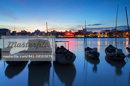 Boats on Can Tho River at sunset, Can Tho, Mekong Delta, Vietnam, Indochina, Southeast Asia, Asia