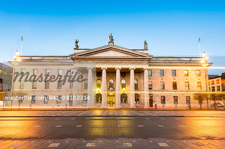 General Post Office building at dusk, Dublin, County Dublin, Republic of Ireland, Europe
