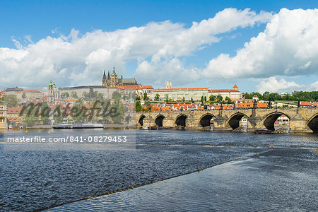 Charles Bridge, UNESCO World Heritage Site, Prague, Czech Republic, Europe