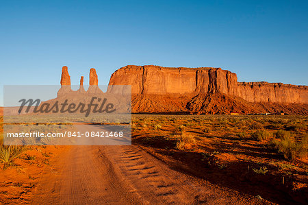 Three Sisters Mitchell Mesa, Monument Valley Navajo Tribal Park, Monument Valley, Utah, United States of America, North America