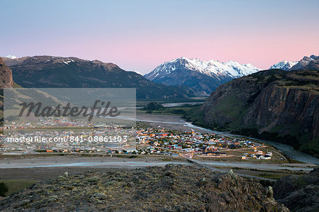View over town of El Chalten and Rio de las Vueltas and Rio Fitz Roy, El Chalten, Patagonia, Argentina, South America