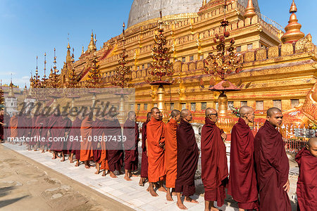 Monks at the Shwezigon Pagoda, Bagan (Pagan), Myanmar (Burma), Asia Monks at the Shwezigon Pagoda, Bagan (Pagan), Myanmar (Burma), Asia
