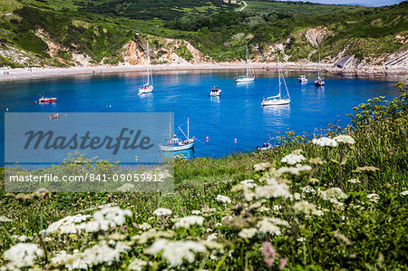 Lulworth Cove on a hot summer day, Jurassic Coast, UNESCO World Heritage Site, Dorset, England, United Kingdom, Europe Lulworth Cove on a hot summer day, Jurassic Coast, UNESCO World Heritage Site, Dorset, England, United Kingdom, Europe