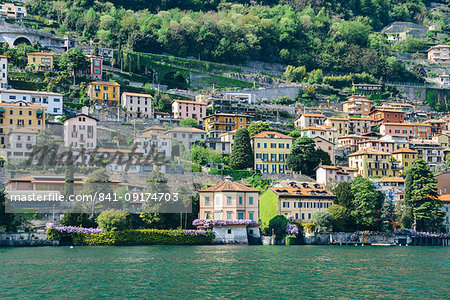 Beautiful Italian villas on waterfront of Lake Como, Lombardy, Italian Lakes, Italy, Europe