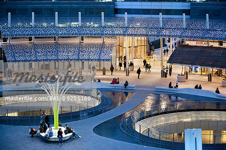 Piazza Gae Aulenti, Porta Nuova district, Milan, Lombardy, Italy, Europe