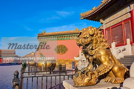 China, Beijing, Forbidden City, statue of Lion