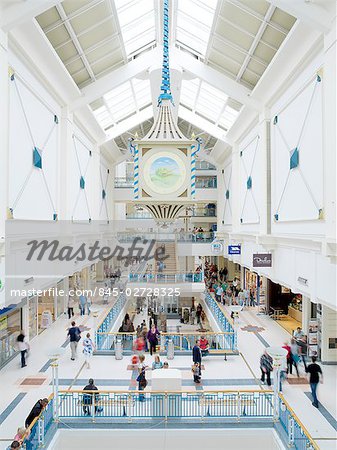 County shopping mall, Crawley