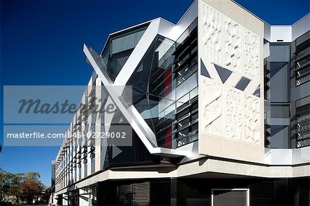 John Curtain School of Medical Research, Canberra, Australia. Architect: Lyons.