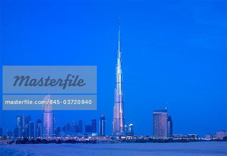 Burj Khalifa, Sheikh Zayed Road, Dubai. Architects: Skidmore, Owings and Merrill