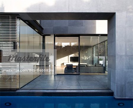 Modern house with water feature, Hertzelia, Tel Aviv District, Israel. Architects: Pitsou Kedem