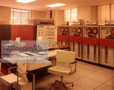 1970s IBM SYSTEM 360 COMPUTER ROOM MAIN FRAME DATA STORAGE - Stock Photo -  Masterfile - Rights-Managed, Artist: ClassicStock, Code: 846-02794942