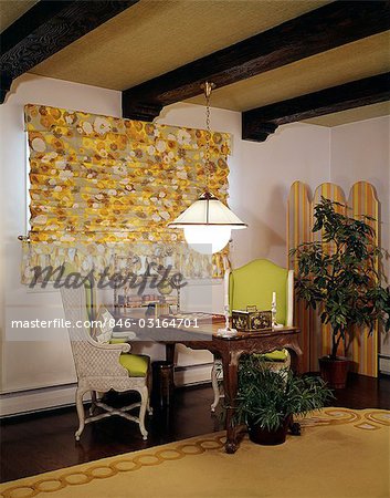 1960s 1970s TWO MATCHED WING CHAIRS DESK TABLE PRINT ROMAN WINDOW SHADE HOUSEPLANTS CHECKERBOARD