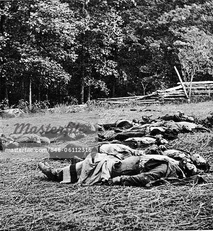 1800s 1860s JULY 1863 MATHEW BRADY PHOTO DEAD OF THE MICHIGAN INFANTRY REGIMENT ON THE BATTLEFIELD OF GETTYSBURG PA PHOTO BY BRADY ASST. TIM O'SULLIVAN